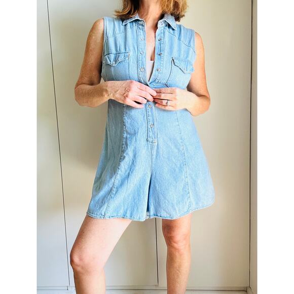 Vintage 90s Denim Romper Size M-6 Light Wash Retro Western Indie vibes - Picture 1 of 10